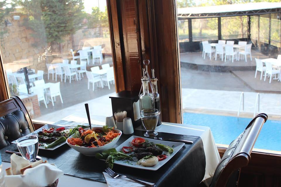 Daidalos Hotel Burhaniye Bagian luar foto