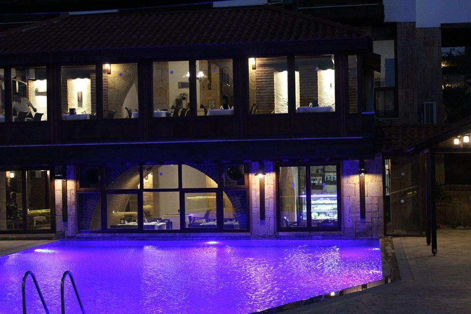 Daidalos Hotel Burhaniye Bagian luar foto